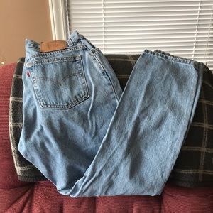 Size 14 Mis L Levi Jeans